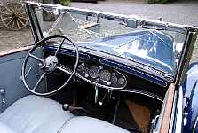 30v8das2.jpg (9140 bytes)